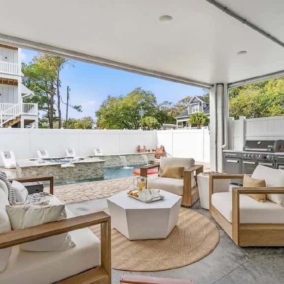 Modern 5BR | Luxe Pool + Spa | 2 min walk to Beach - Image 1
